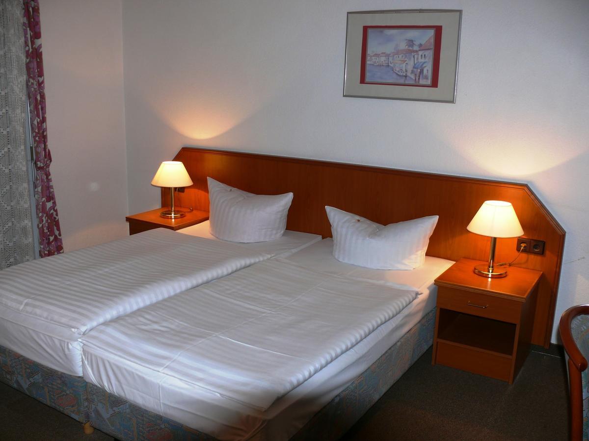 Hotel Neetzer Hof Room photo